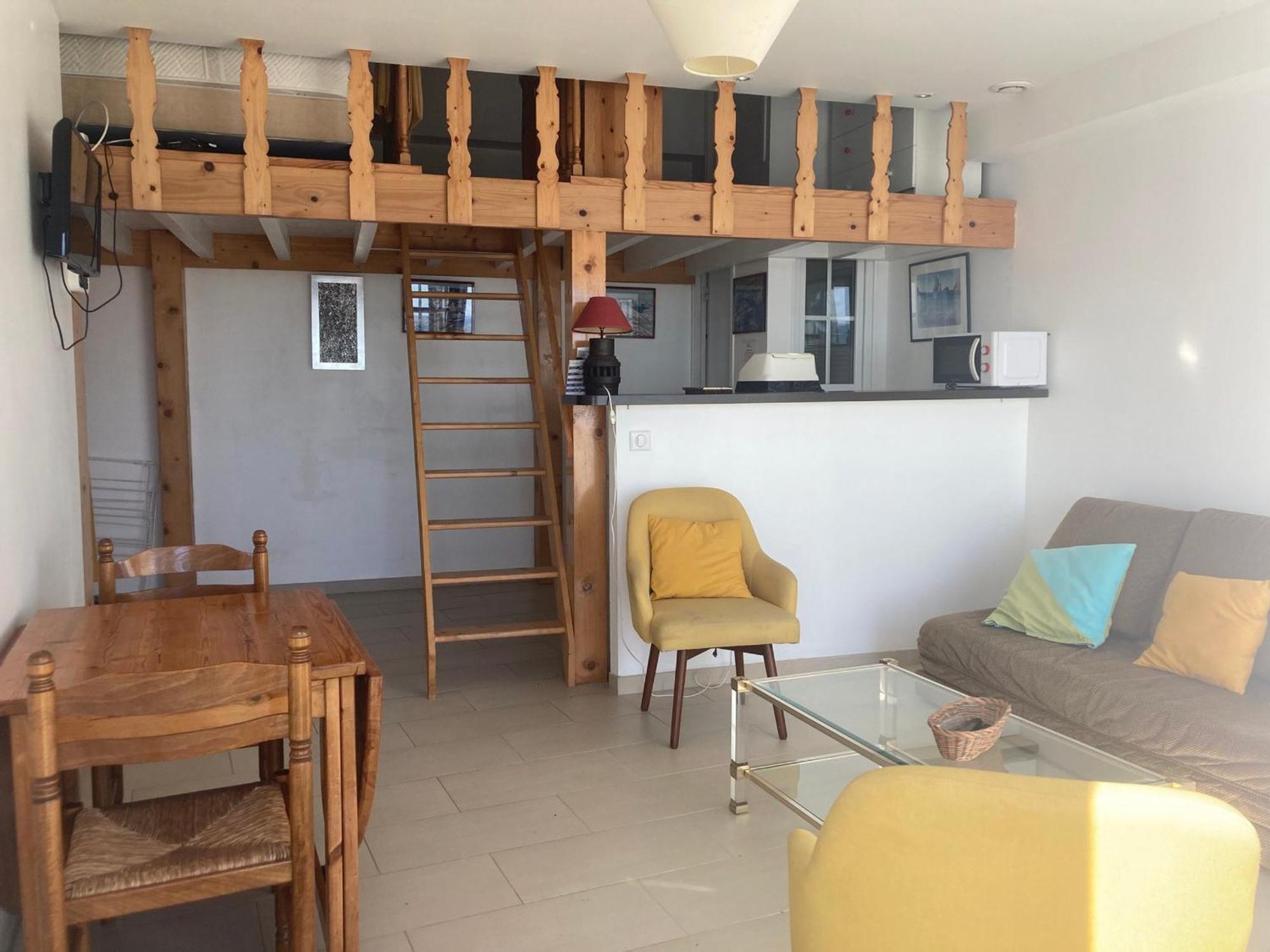 Studio Renove Avec Parking, Wifi, Proche Plage Et Centre - Fr-1-418-93 Льо Пале Екстериор снимка